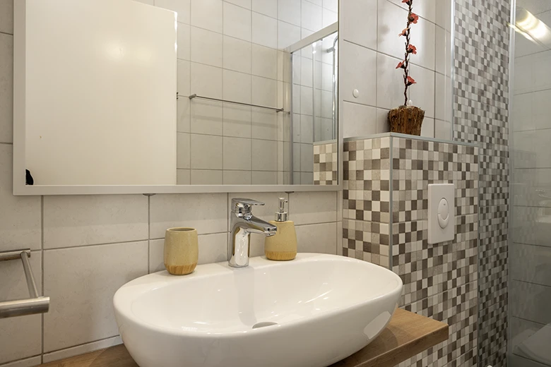 Apartments Haus Klaričić, Živogošće - bathroom