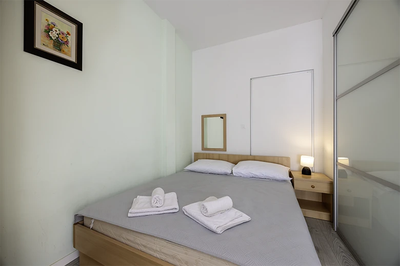 Apartments Haus Klaričić, Živogošće - bedroom