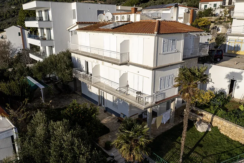 Haus Klaričić, aerial view