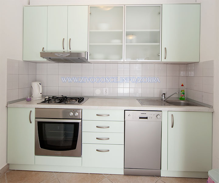 apartments Zorra, Živogošće - kitchen